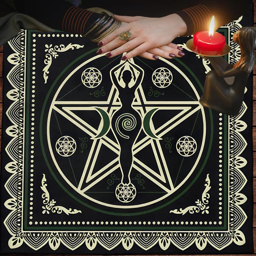 Witchcraft Goddess Altar Cloth — Five-Pointed Star Tarot Tablecloth