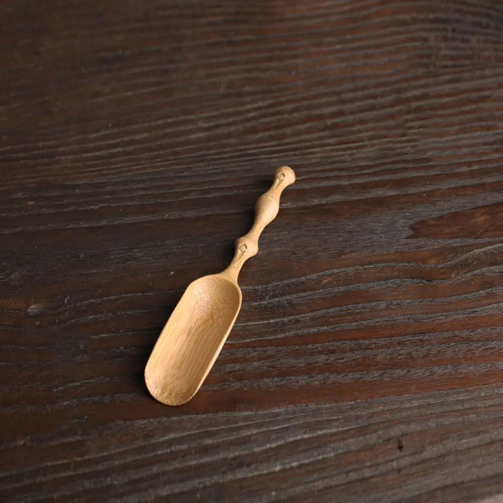 Japanese-Style Natural Bamboo Tea Scoop — Handcrafted Rattan Tea Shovel