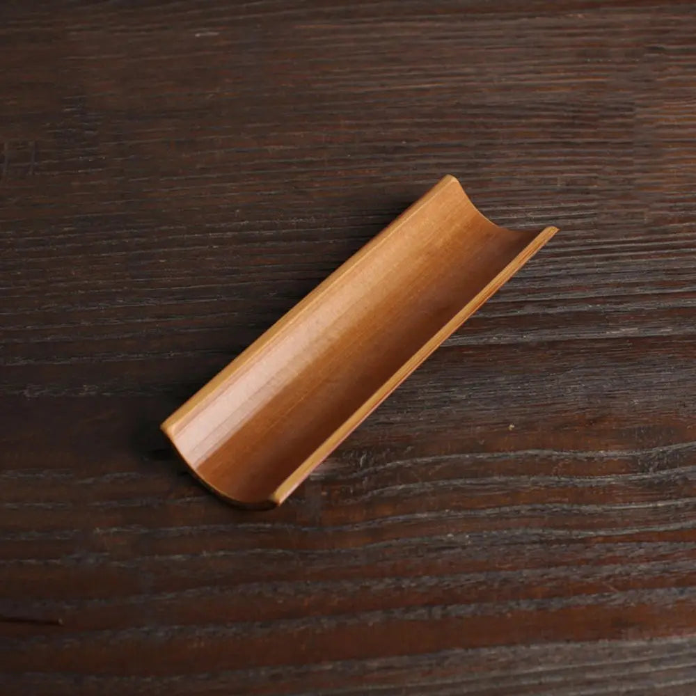 Japanese-Style Natural Bamboo Tea Scoop — Handcrafted Rattan Tea Shovel